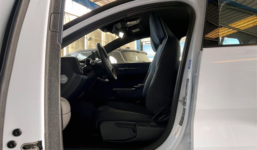 Volvo Ex30 PLUS Suv 2024