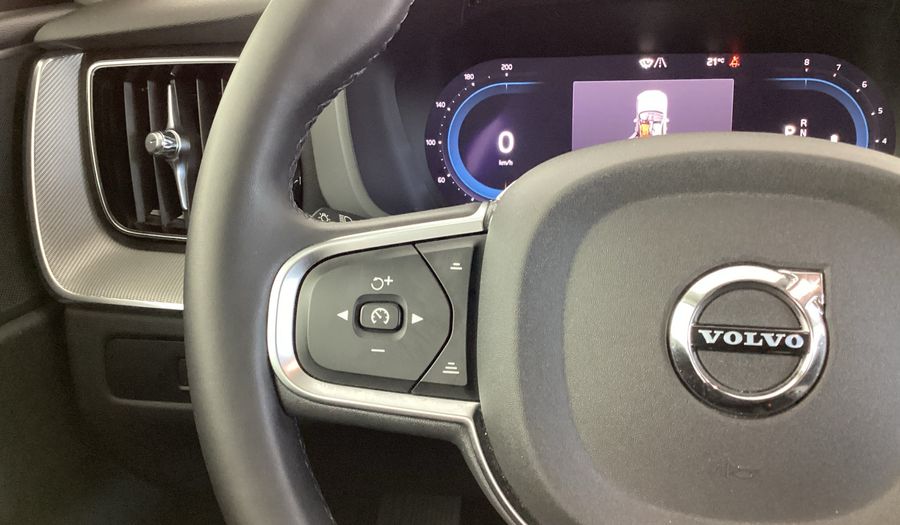 Volvo Xc60 B5 CORE Suv 2024