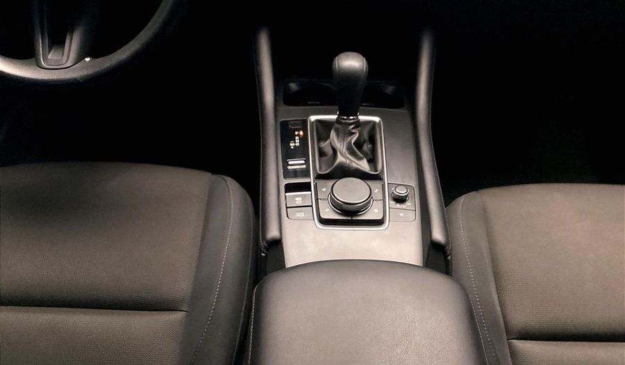 Mazda 3 SELECT Sedan 2025