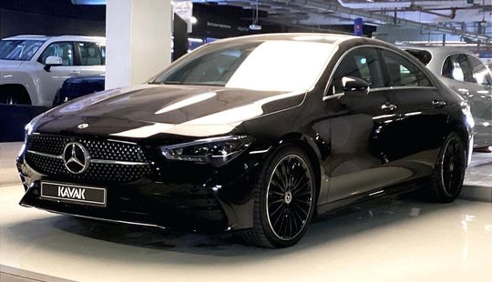 Mercedes Benz • CLA 250