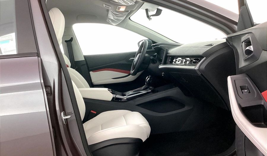 Mg Gt STANDARD Sedan 2025