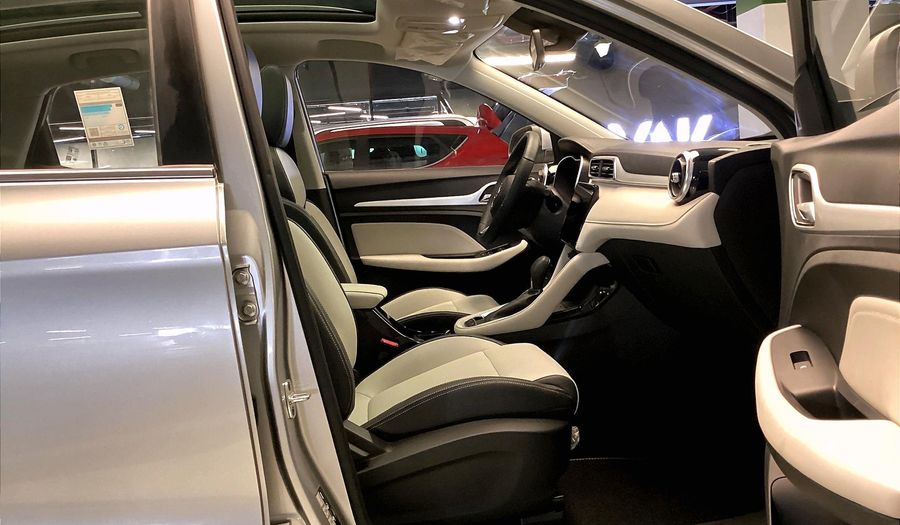 Mg Zs LUXURY Suv 2025