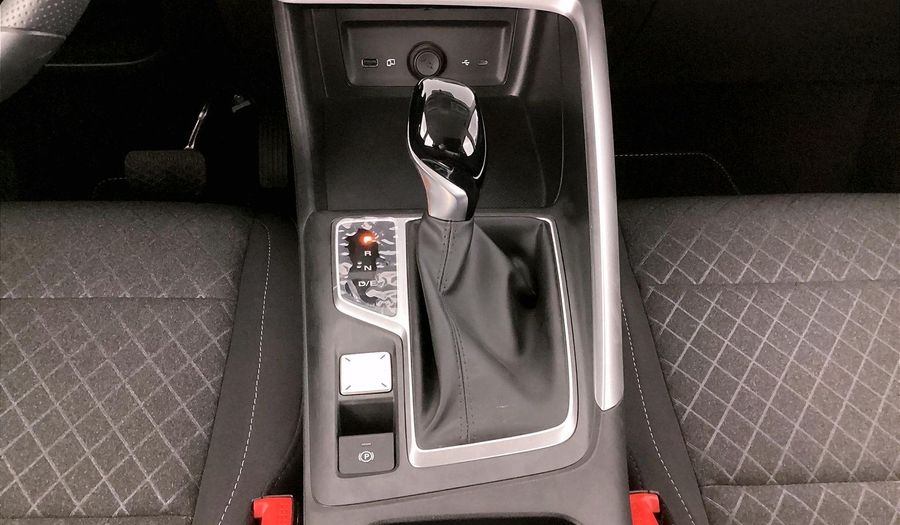 Mg Zs 1.5 STD AUTO Suv 2025