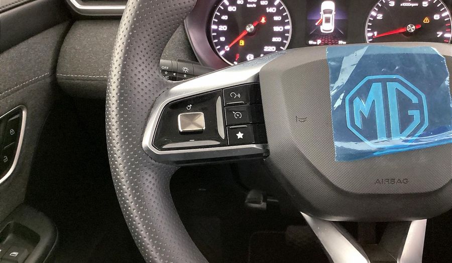 Mg Zs 1.5 STD AUTO Suv 2025