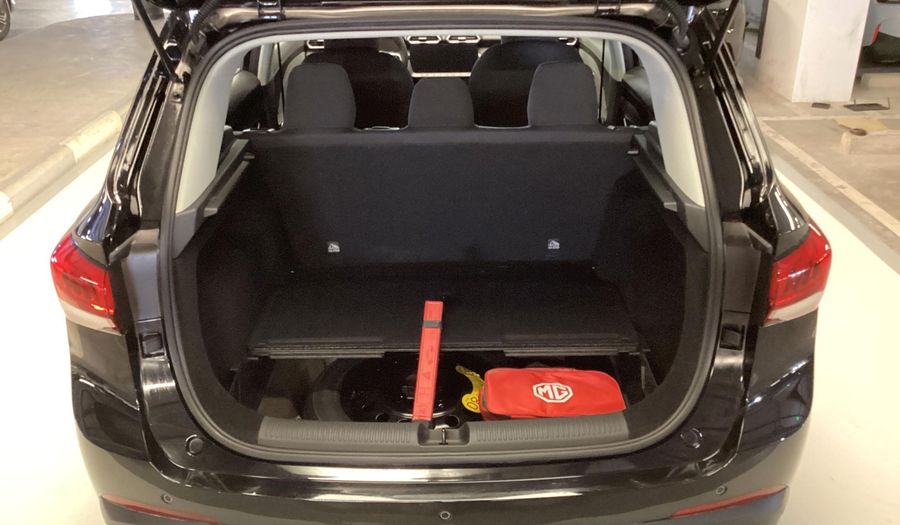 Mg Zs STANDARD Suv 2025
