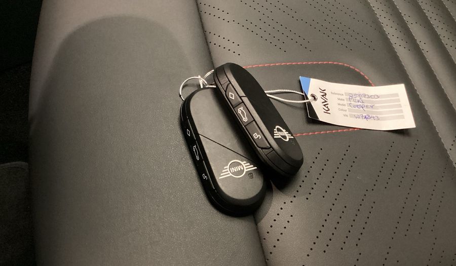 Mini Cooper S 2.0 COOPER JCW KIT AUTO Hatchback 2025