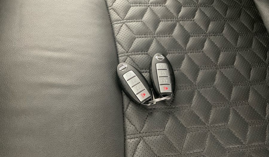 Nissan X-terra 2.5 4WD PLATINUM AUTO Suv 2025