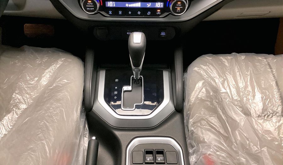 Nissan X-terra TITANIUM Suv 2025