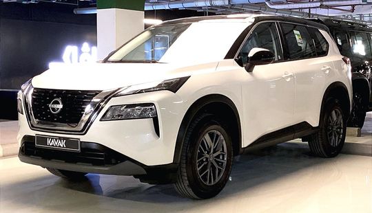 نيسان اكستريل S-2025