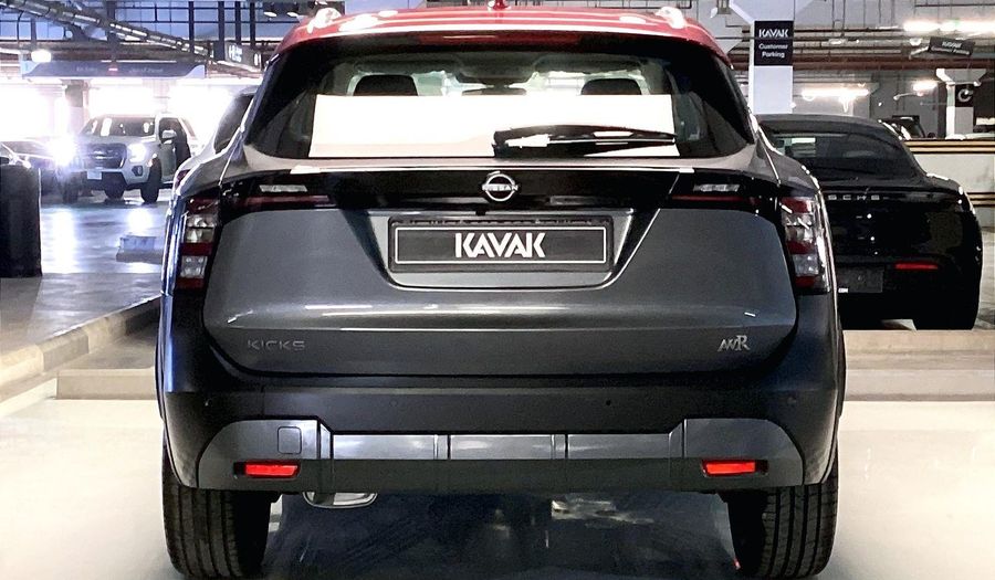 Nissan Kicks SL Suv 2025