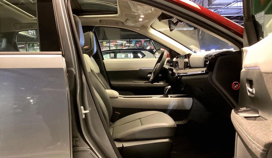 Nissan Kicks SL Suv 2025