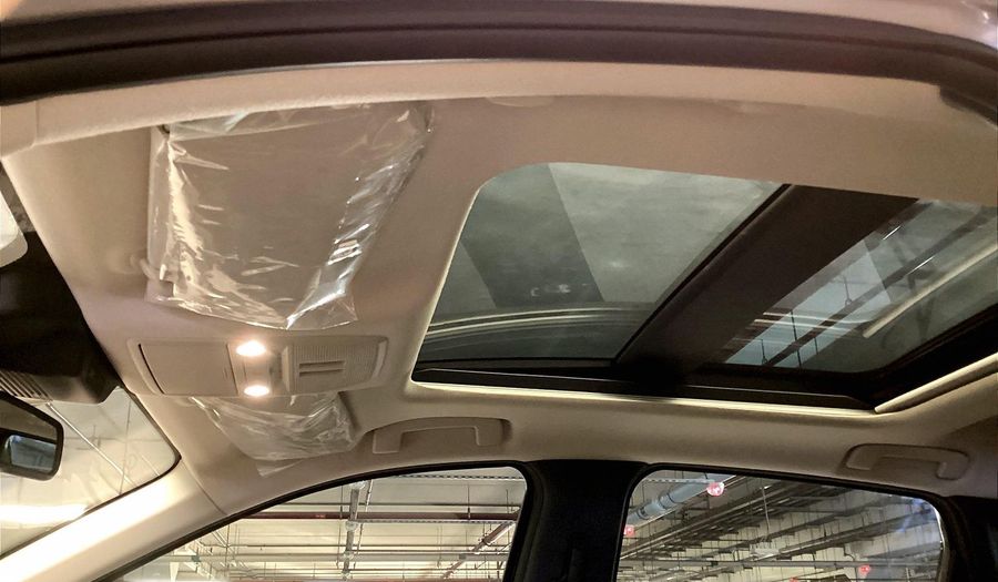 Nissan Kicks SL Suv 2025