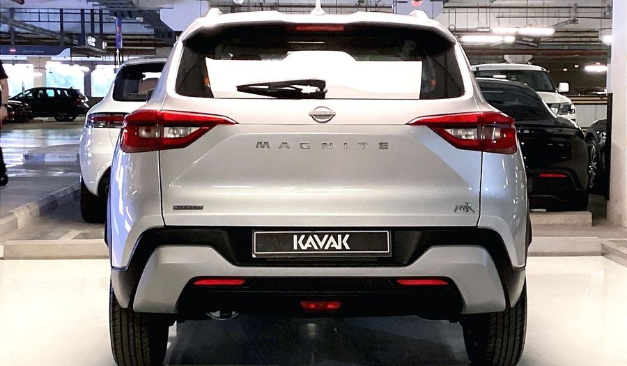 Nissan Magnite S Suv 2025