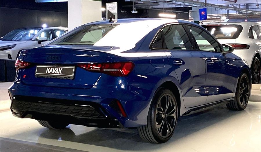 Audi A3 35 TFSI SLINE Sedan 2025