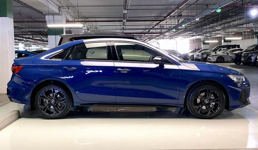 Audi A3 35 TFSI SLINE Sedan 2025