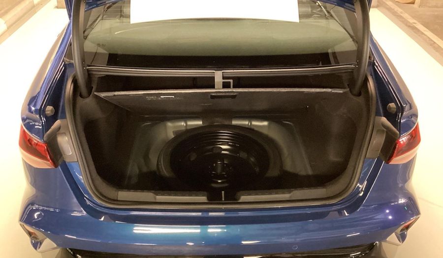 Audi A3 35 TFSI SLINE Sedan 2025