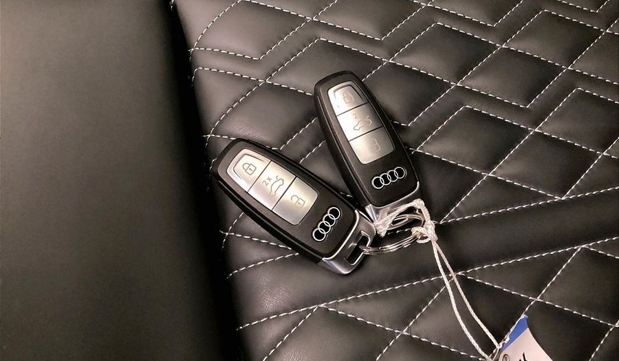 Audi A3 35 TFSI SLINE Sedan 2025