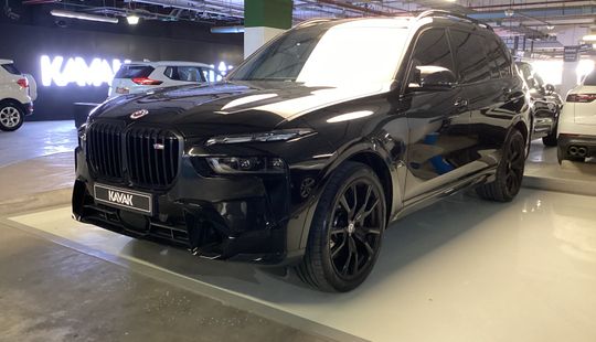 BMW • X7
