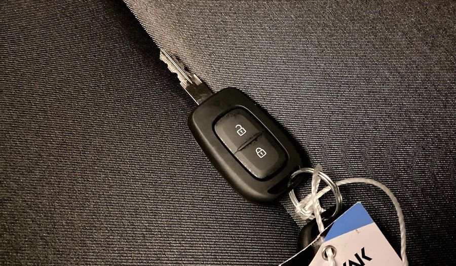 Renault Duster PE Suv 2025