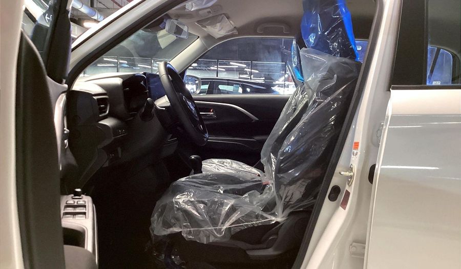 Suzuki Swift GLX Hatchback 2025