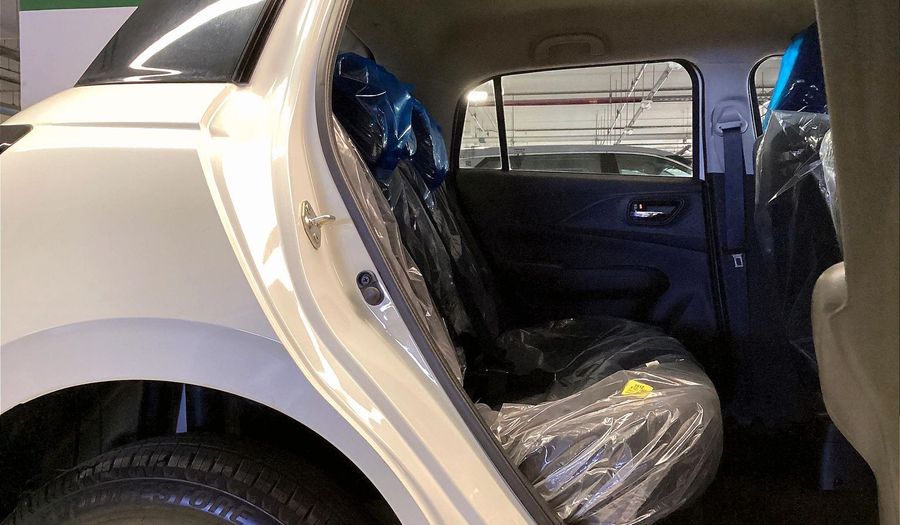 Suzuki Swift GLX Hatchback 2025