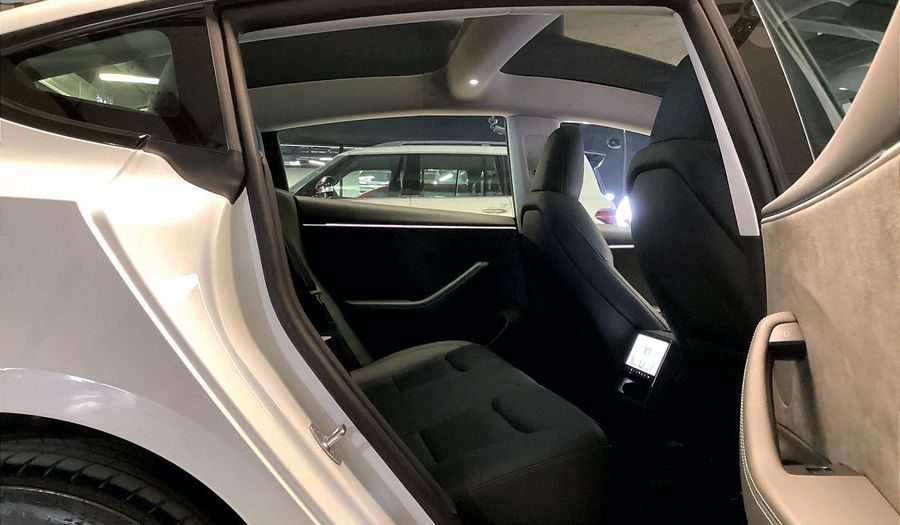 Tesla Model 3 LONG RANGE DUAL MOTOR Sedan 2025