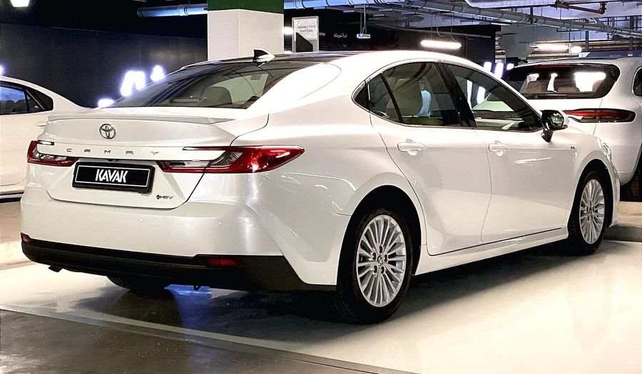 Toyota Camry XLE Sedan 2025