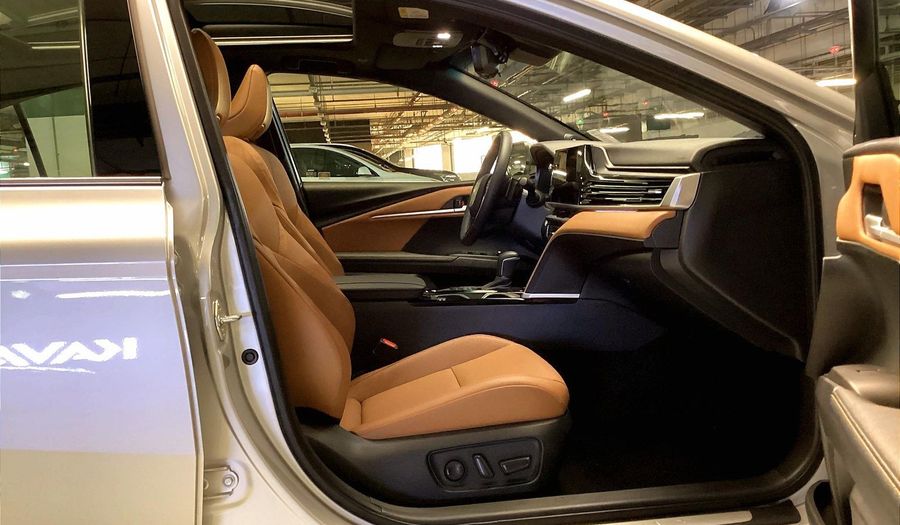 Toyota Camry LIMITED Sedan 2025