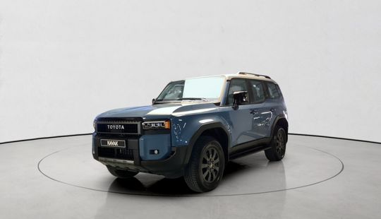 Toyota • Land Cruiser Prado