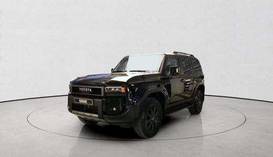 Toyota • Land Cruiser Prado