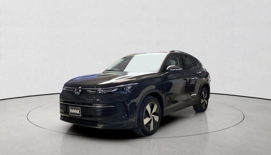 Volkswagen • Tiguan