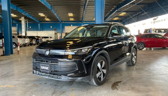 Volkswagen • Tiguan