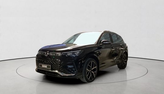 Volkswagen • Tiguan