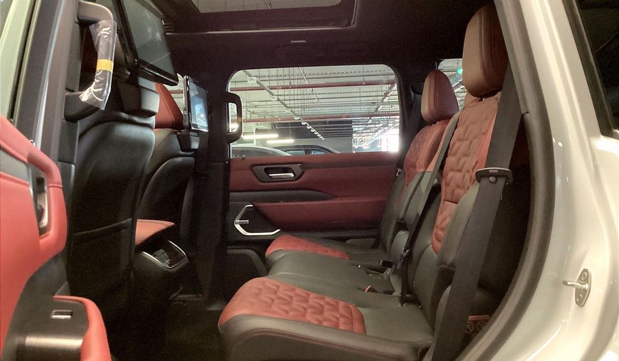 Nissan Patrol LE PLATINUM CITY Suv 2026