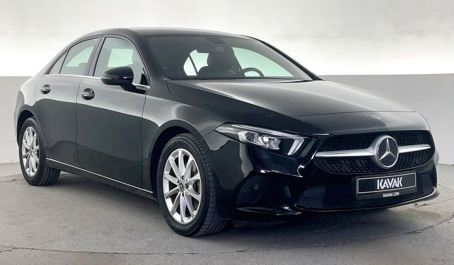 Mercedes Benz A 200 STANDARD Sedan 2020