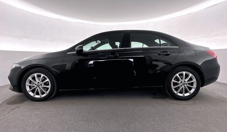 Mercedes Benz A 200 STANDARD Sedan 2020