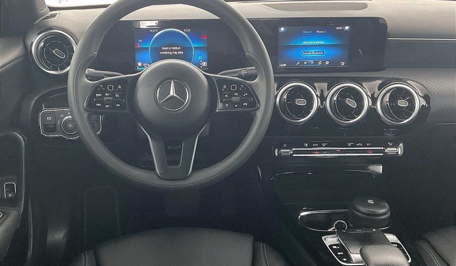 Mercedes Benz A 200 STANDARD Sedan 2020
