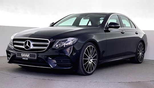 Mercedes Benz • E 300