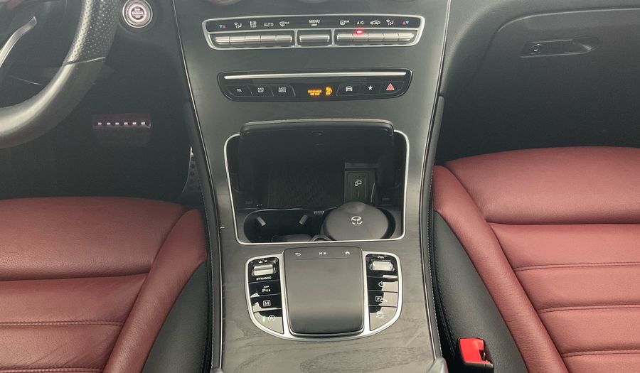 Mercedes Benz Glc-class 2.0 GLC 300 4MATIC AUTO PREMIUM PLUS Suv 2020