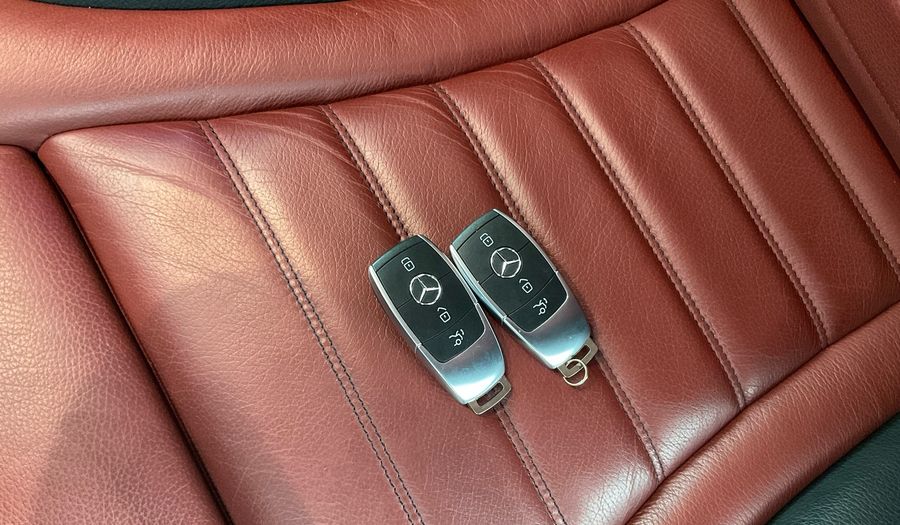 Mercedes Benz Glc-class 2.0 GLC 300 4MATIC AUTO PREMIUM PLUS Suv 2020