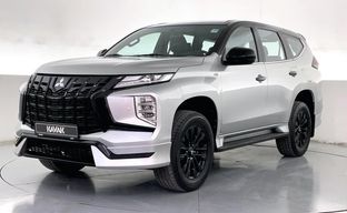 Mitsubishi • Montero Sport
