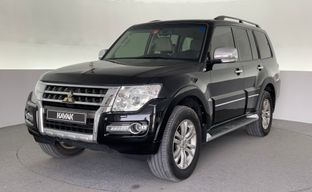 Mitsubishi • Pajero