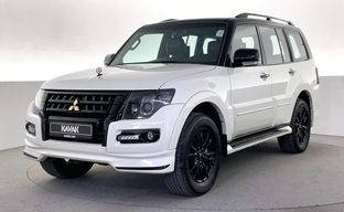 Mitsubishi • Pajero