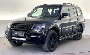 Mitsubishi • Pajero