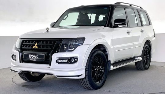 ميتسوبيشي باجيرو Signature Edition-2020