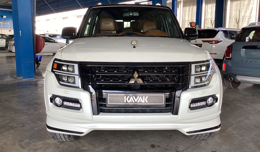 Mitsubishi Pajero SIGNATURE EDITION Suv 2020