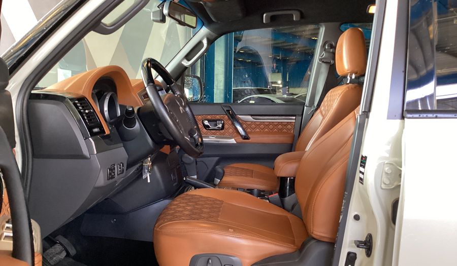 Mitsubishi Pajero SIGNATURE EDITION Suv 2020