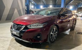Nissan • Maxima