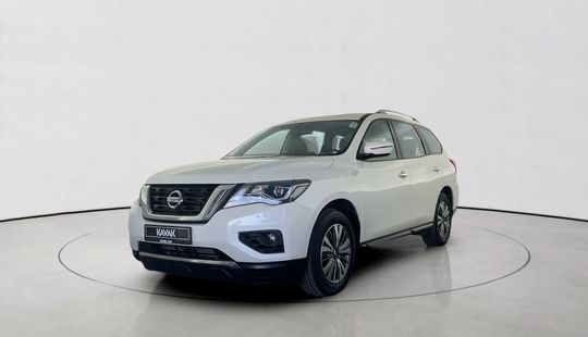 Nissan • Pathfinder