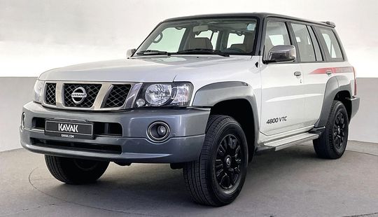 Nissan • Patrol Super Safari